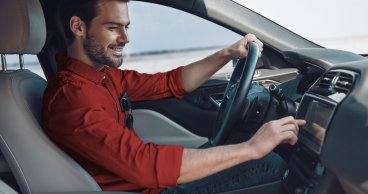 ¿Cómo conducir un coche automático? Consejos para primerizos